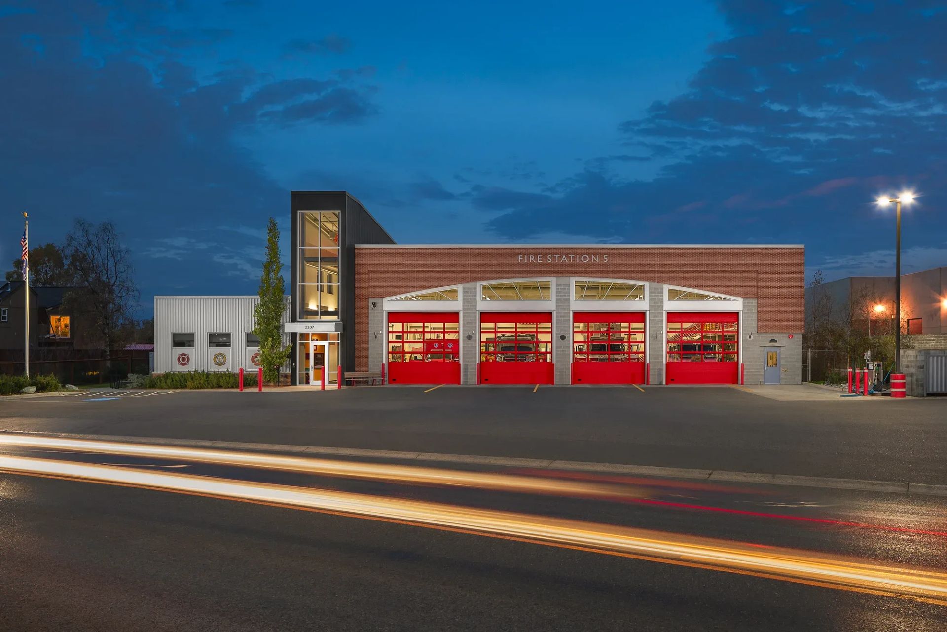 Arch. Commercial, photograph 215 of 219